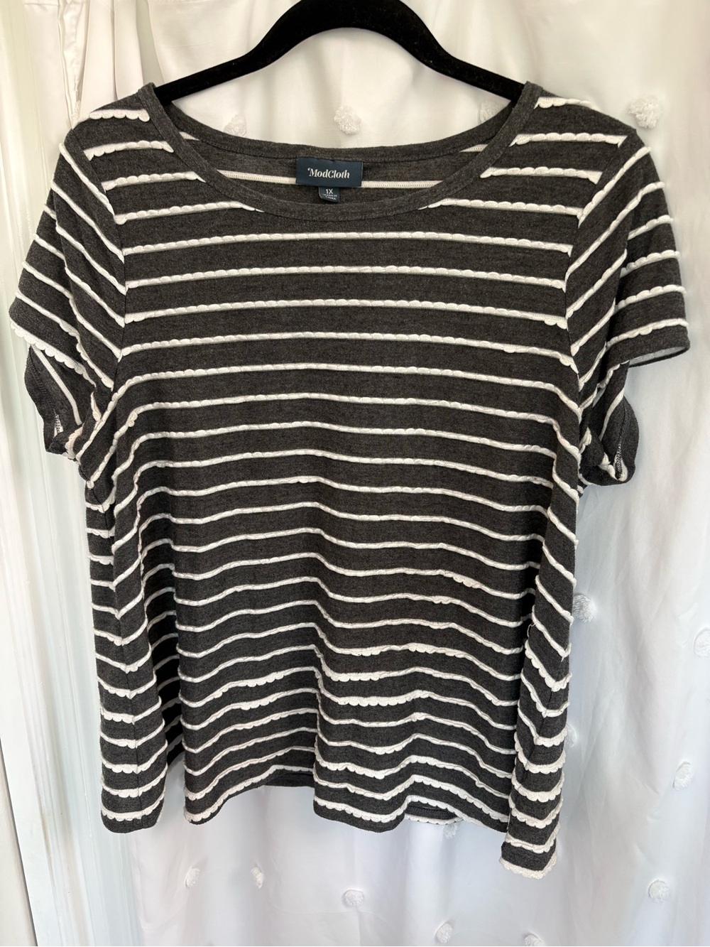 ModCloth Women's Gray & White Striped Short Sleeve T